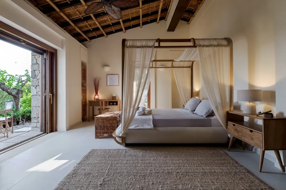 The bedroom of Dancer 1
